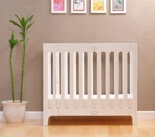 Alma crib is designed for babies from birth to newborn