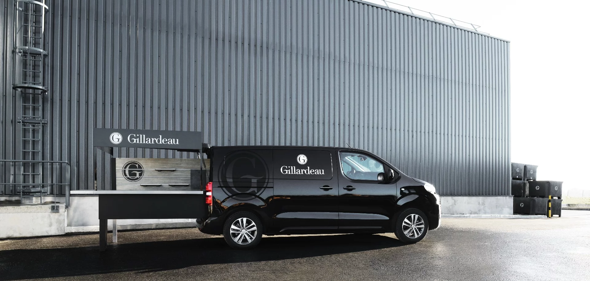 Peugeot designs a portable oyster bar for Gillardeau