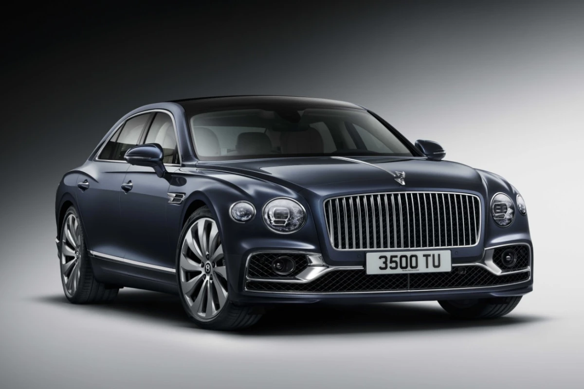 Rear-wheel steering is among the new goodies on the all-new Bentley Flying Spur