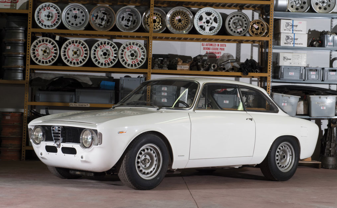 This 1965 Alfa Romeo Giulia Sprint GTA sold for €336,000 ( $356,362) at the RM-Sotheby's Duemila Route auction in Milan on 25-27 November, 2016