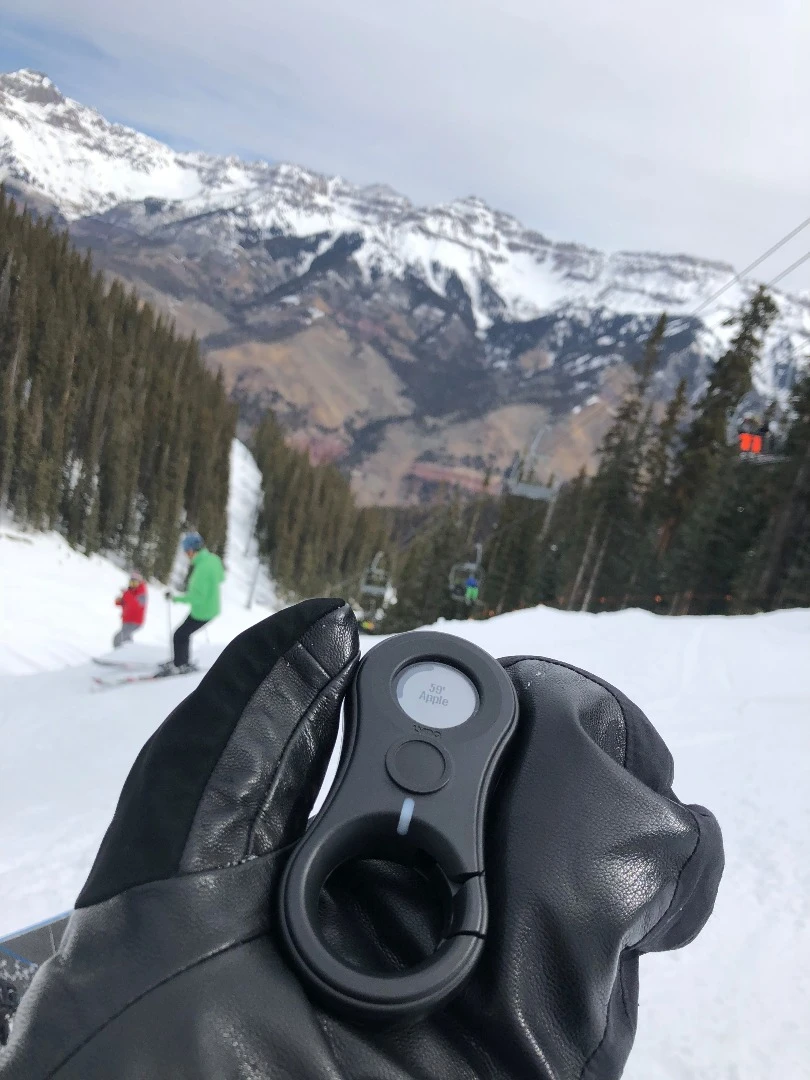LynQ has a range of 3 miles (5 km)