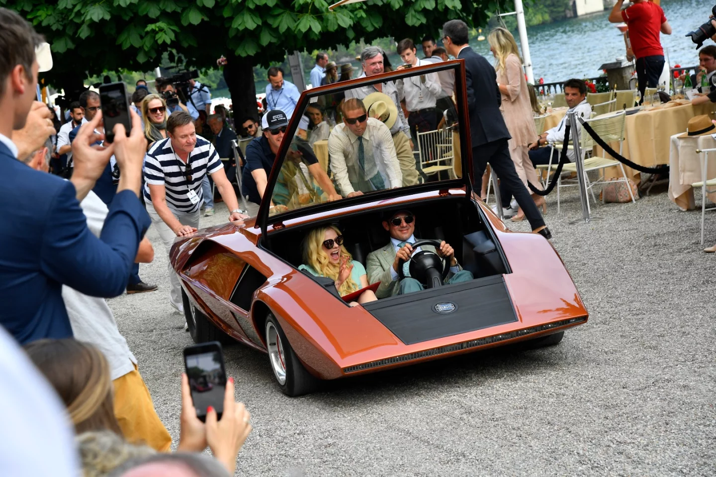 The Stratos Zero is a spectacular car, having become known globally in the 1988 Michael Jackson movie Moonwalker, but when owner Phillip Sarofim steered the car into the prize-winning ceremony, and the unconventional front-opening door was raised, sitting beside him was his latest girlfriend, Canadian singer-songwriter Avril Lavigne.