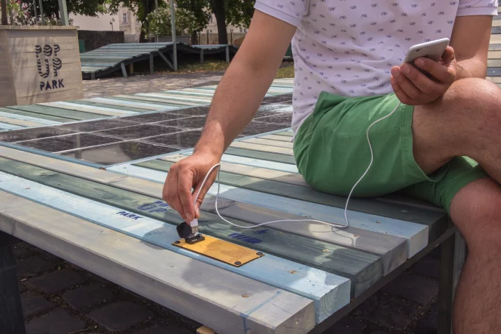 Visitors to a pop-up park in Budapest, Hungary, can now charge their smart devices with energy supplied by Platio solar panels