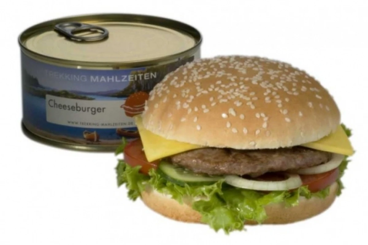 Trekking-Mahlzeiten’s canned Cheeseburger