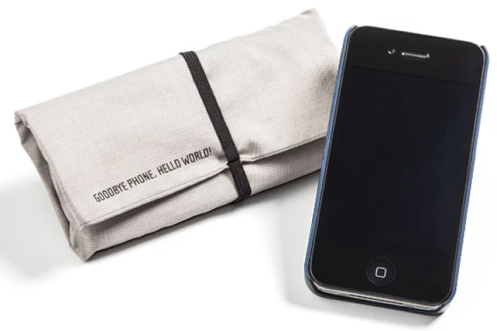 ThinkGeek is now selling a the Blokket, a small pouch that can hold mobile devices or RFID-chipped IDs and block them from receiving any incoming wireless signals