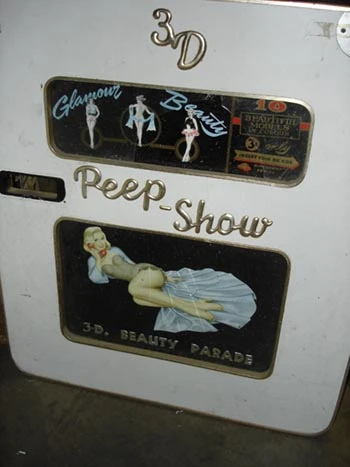 The original 1950s/60s-era peep show (Photo: Michael Ford)