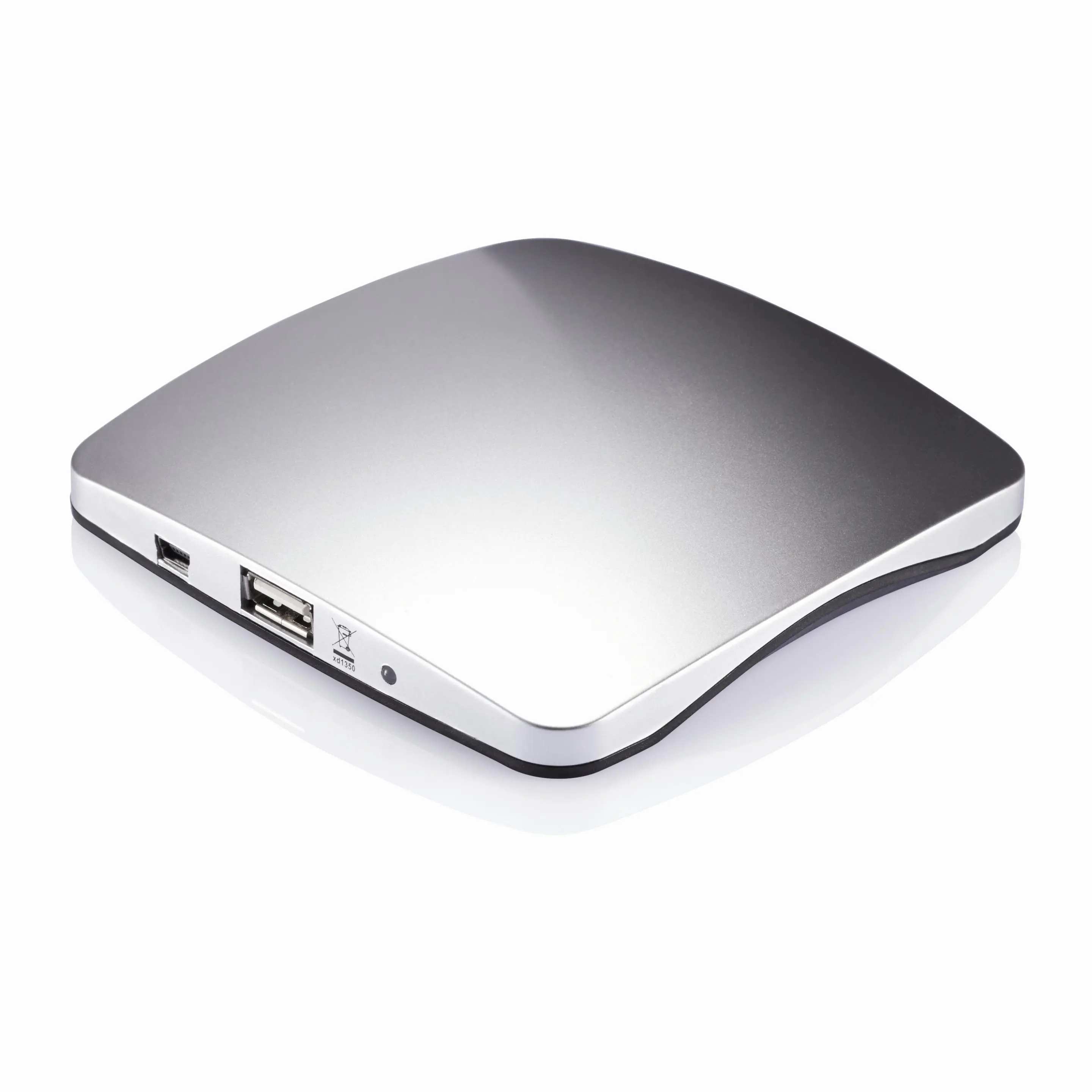 The charger contains a 1300 mAh Li-ion battery which is said to take around 13 hours of direct sunlight to reach full charge