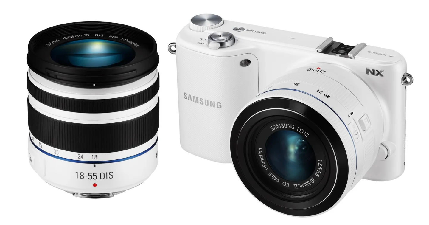 NX2000 users have a choice of 12 interchangeable lenses, including pancake, macro and premium portrait lenses, and can record stills and video in glorious 3D when the camera is combined with the (optional) 45-mm 2D/3D lens