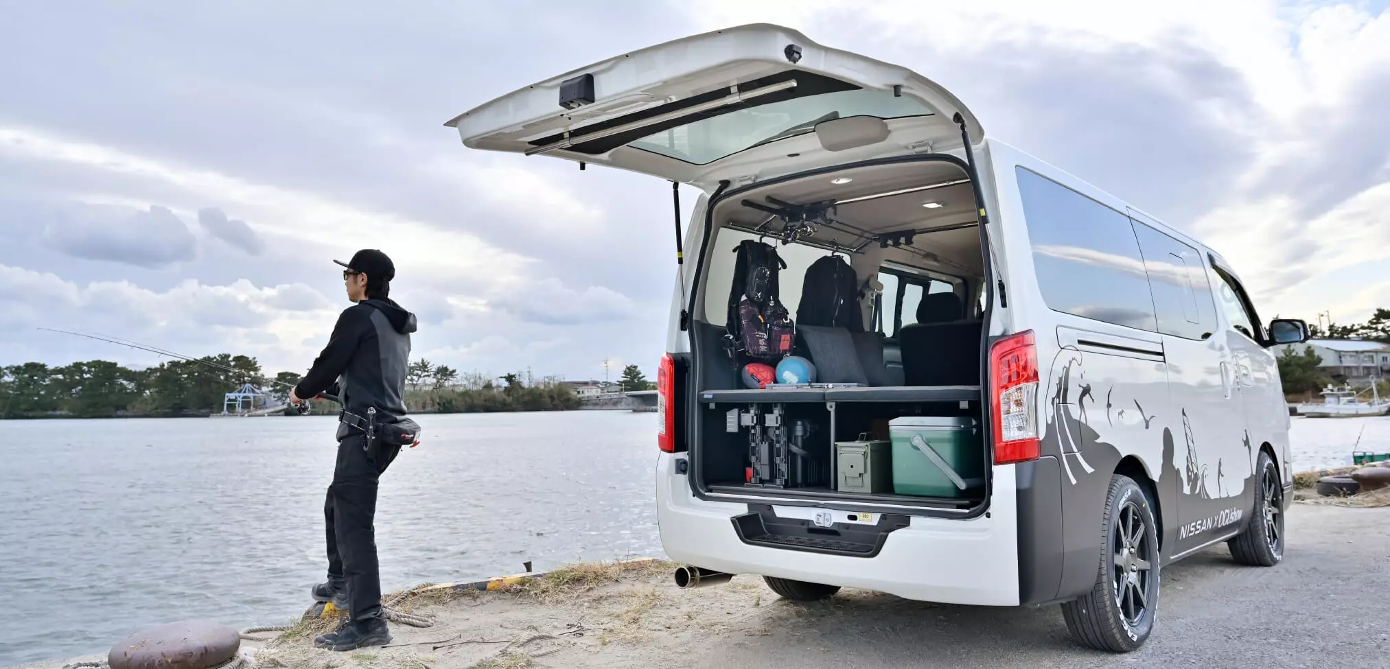 OGUshow's concept knows how to find that work/life balance, winding the day down with the owner's favorite pastimes