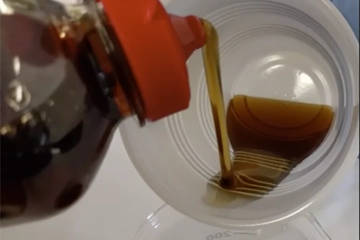 Beeswax, the material used for the new non-stick coating, has similar chemical properties to fluorocarbons, but is non-toxic
