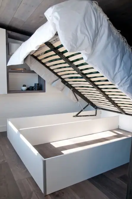 The Sakura's under bed storage