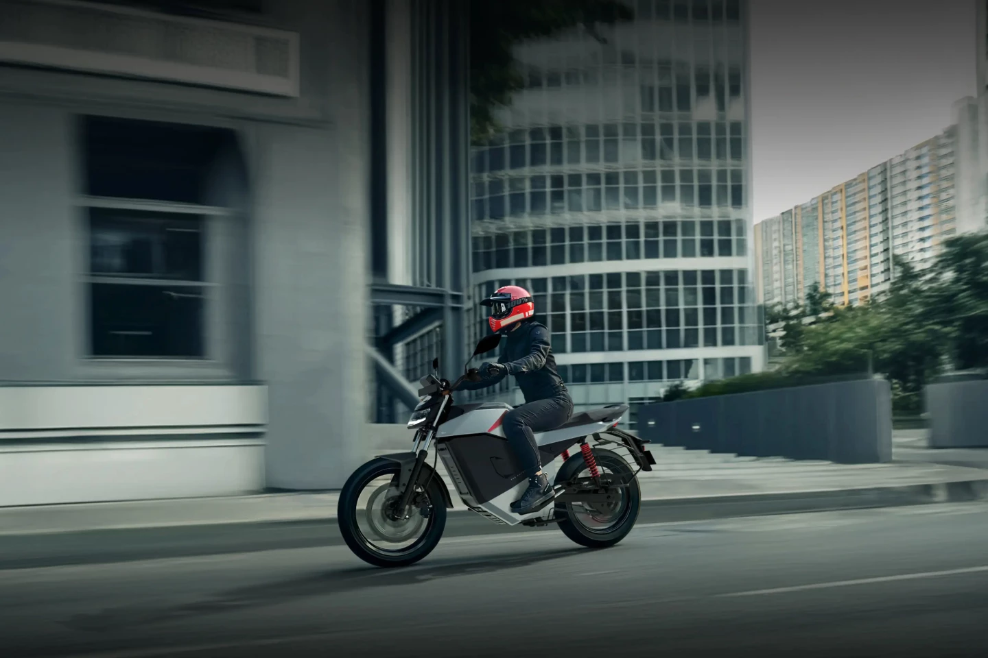 Roadster Scooter