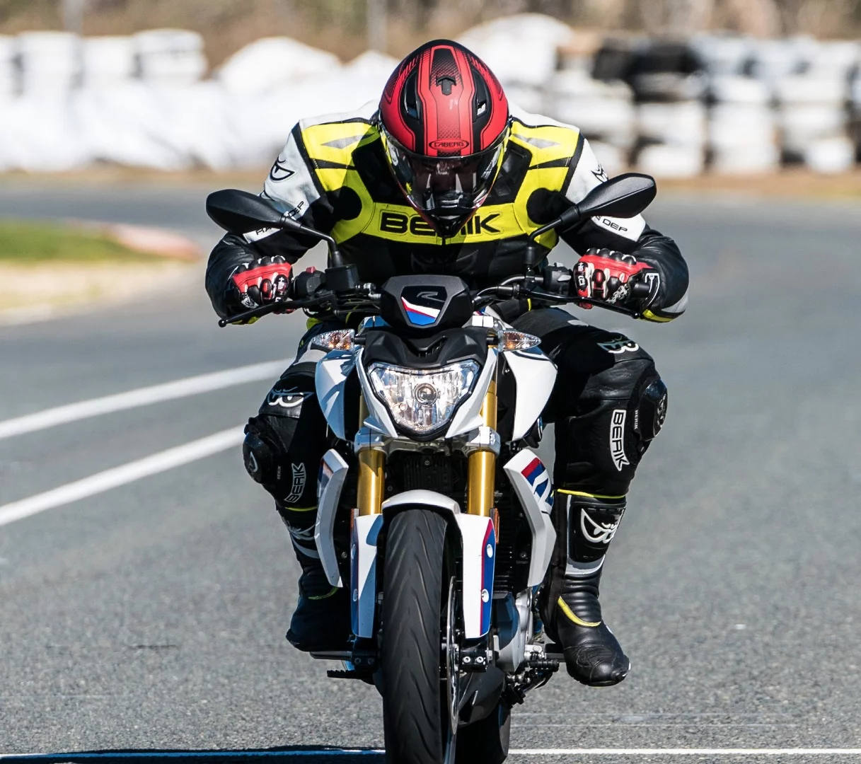 Sony a9 burst mode autofocus test. Subject approaching at over 100km/h. Burst mode set to maximum speed at 20fps. Photos cropped in to accentuate detail.