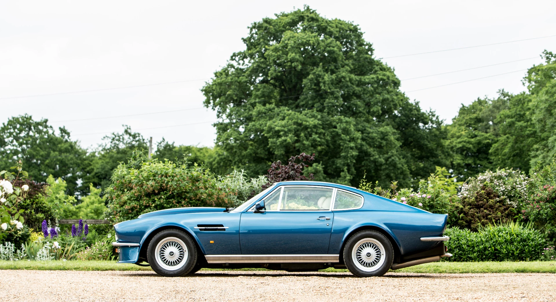 This 1989 Aston Martin V8 Vantage 'X-Pack'has had three owners and covered 50,000 miles from new, was sold with a comprehensive history file and despite its luxury interior, the 170 mph top speedand a 0-60mph time of 5.4 seconds still compare well with the fastest cars of its day such as a Ferrari Daytona or Lamborghini Miura. It sold for £393,500($520,055)
