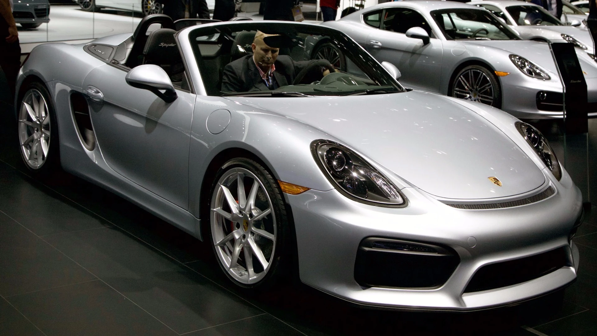 The Porsche Boxster Spyder harks back to the days of James Dean with its speedster-style rear deck
