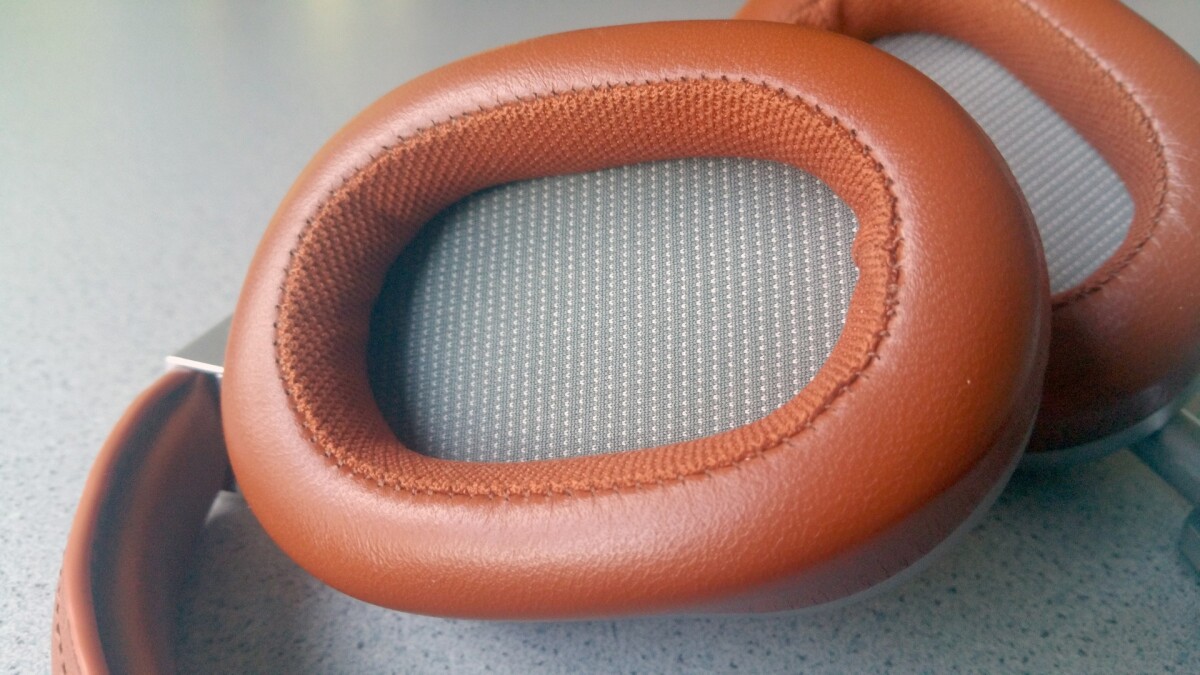 The Master & Dynamic MW60 shows quality and care in the material and stitching of the memory foam-filled ear pads