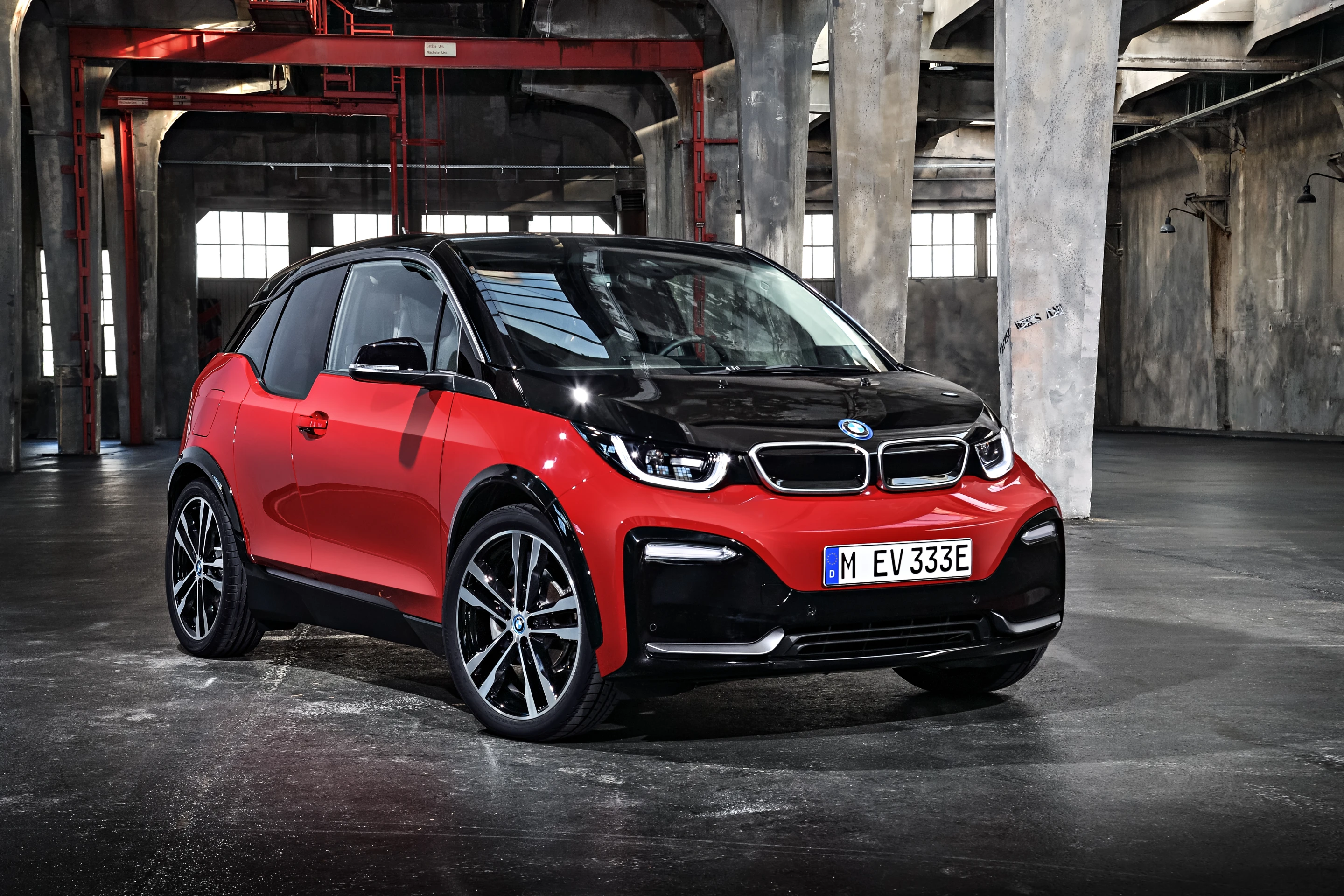 Range drops are not too severe, given the performance boosts they give to the BMW i3s