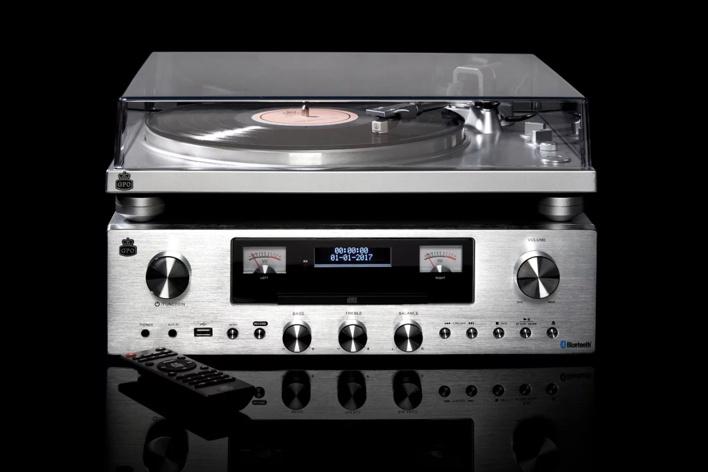 A premium pair: the PR100 turntable sat atop the PR200 amp/music player combo