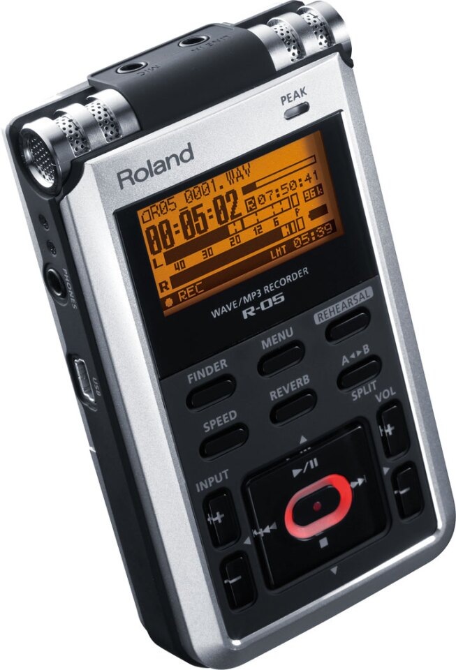 A 128 x 64 LCD display keeps the user informed and tactile navigation controls make navigation a straightforward affair