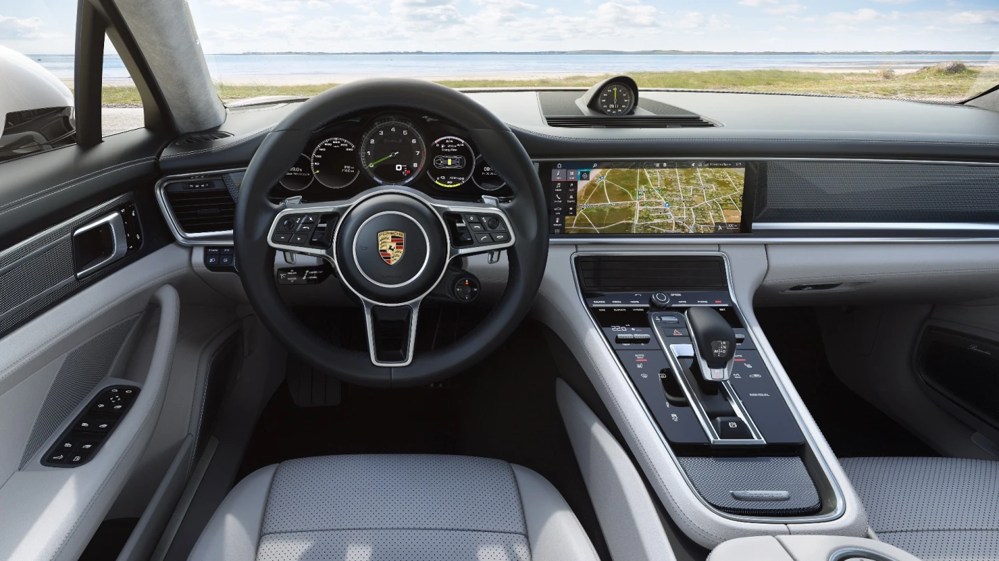 Behind the wheel of the E-Hybrid