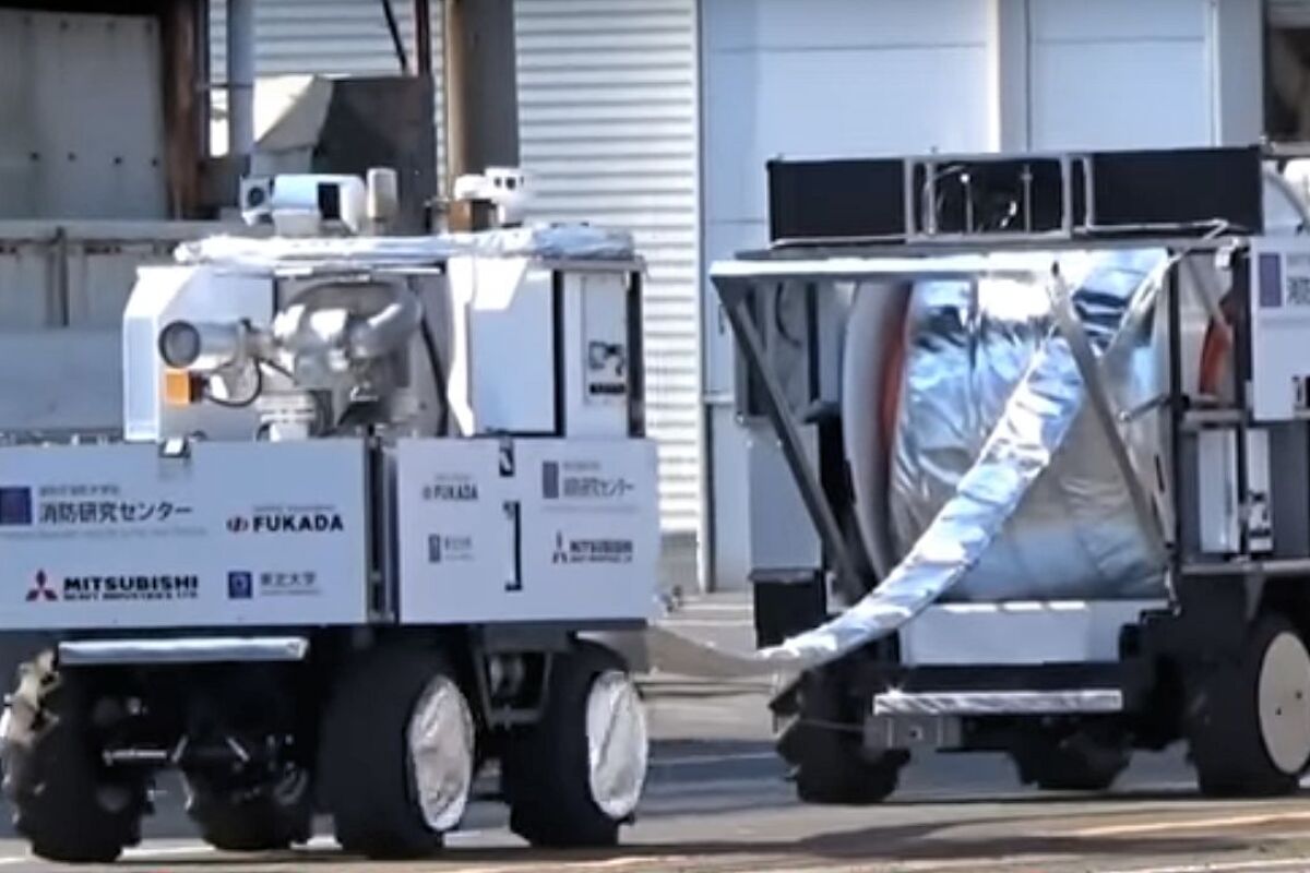 Autonomous Firefighting Robot System Includes Water Cannon And Hose Extension Robots