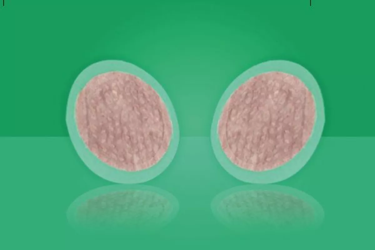 First Defense Nasal Screens filter out airborne allergens and droplets, and are applied around the rim of each nostril