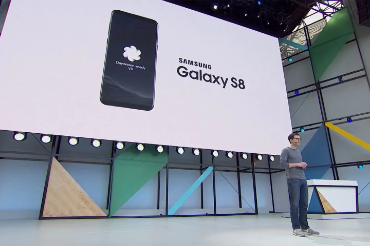 Google is pushing to get its Daydream View mobile VR headset onto more phones and faces