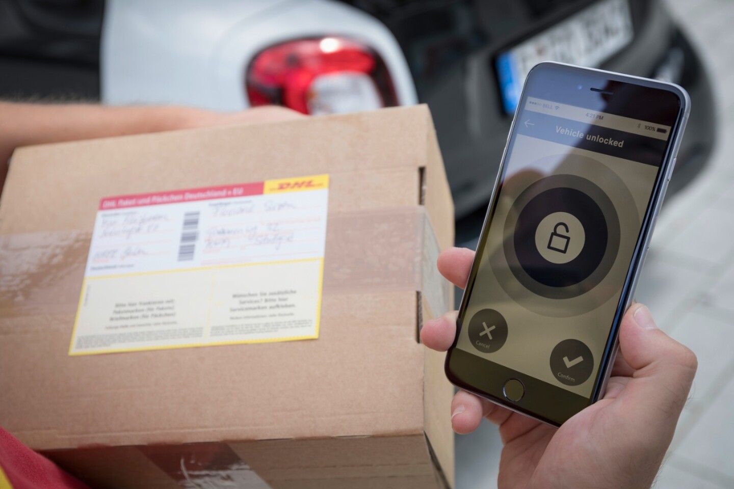 Among the functionalities that the Connectivity Box will provide are the ability for the courier to locate a car, flash its lights and safely unlock and lock it