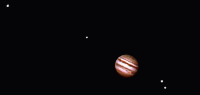 A wide-angle photo of Jupiter and the four Galilean moons as they might be seen through a six or eight inch telescope (Photo: Michael Stegina/Adam Block/NOAO/AURA/NSF)