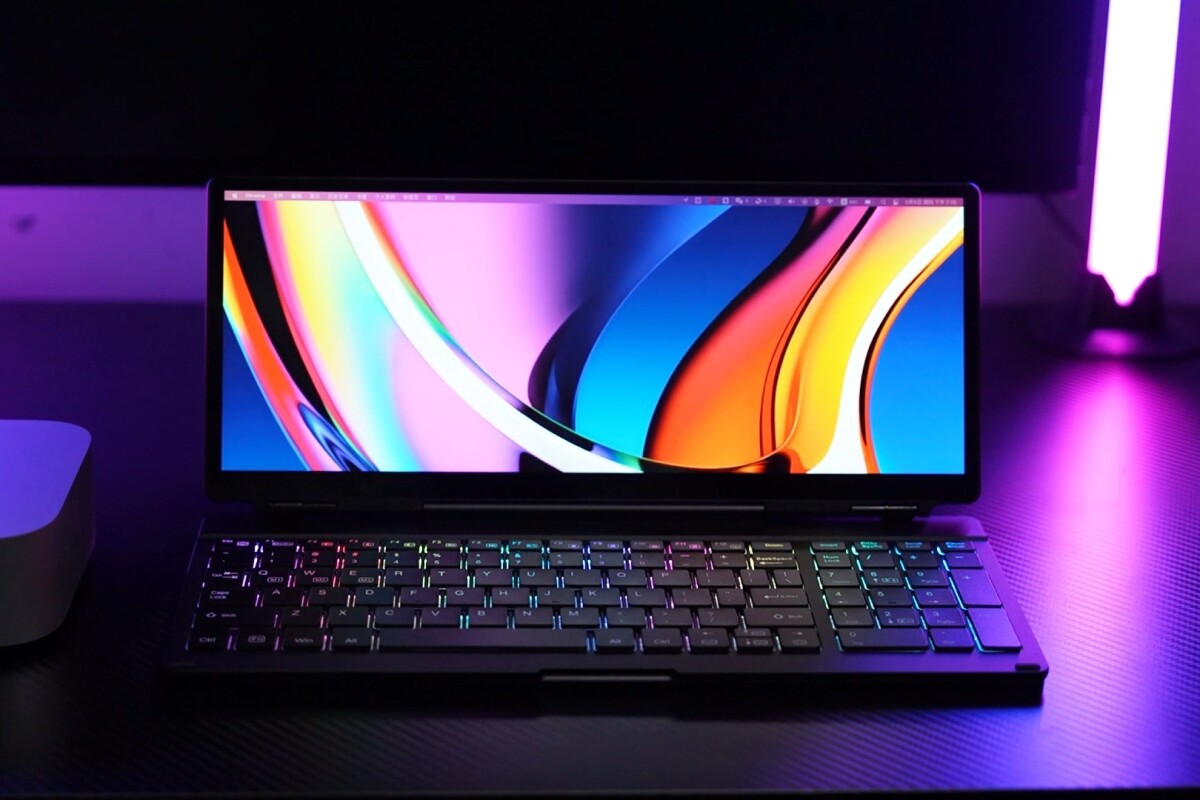 Crowd-pleasing portable keyboard and screen gets major resolution boost