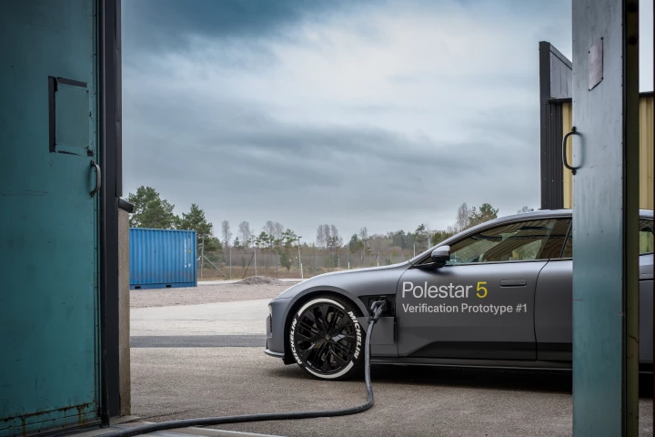 The Polestar 5 with a 77-kWh StoreDot XFC battery pack was charged from 10% to 80% in 10 minutes, adding 200 miles of range