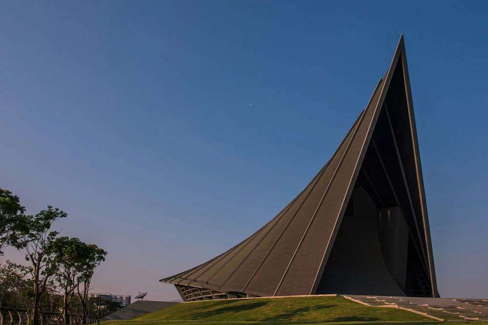 Prince Mahidol Hall, the largest concert hall in Thailand. By Architects 49 Limited and winner under the "Sports and Recreation" category of the 2018 International Architecture Awards
