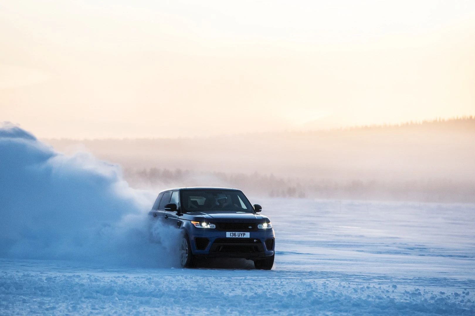 Range Rover Sport SVR acceleration testing