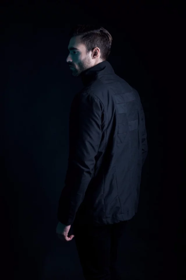 When closed, the Omius jacket is designed to work like a waterproof/windproof winter jacket