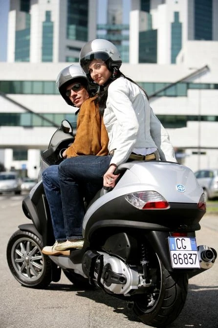 Piaggio X8