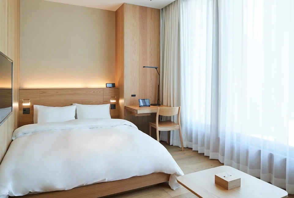 Type H starts to look like a normal hotel suite