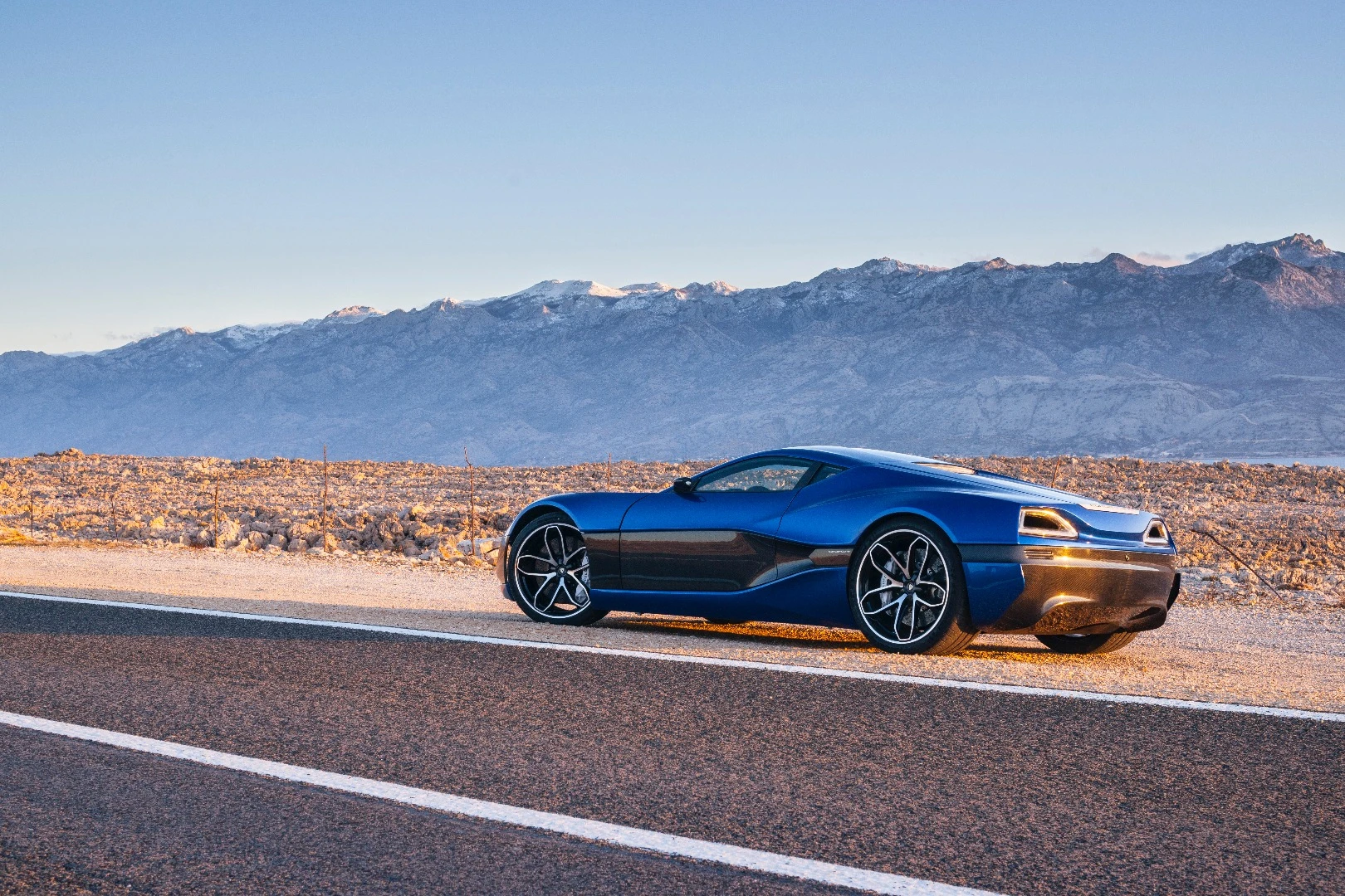 Rimac plans eight Concept One models