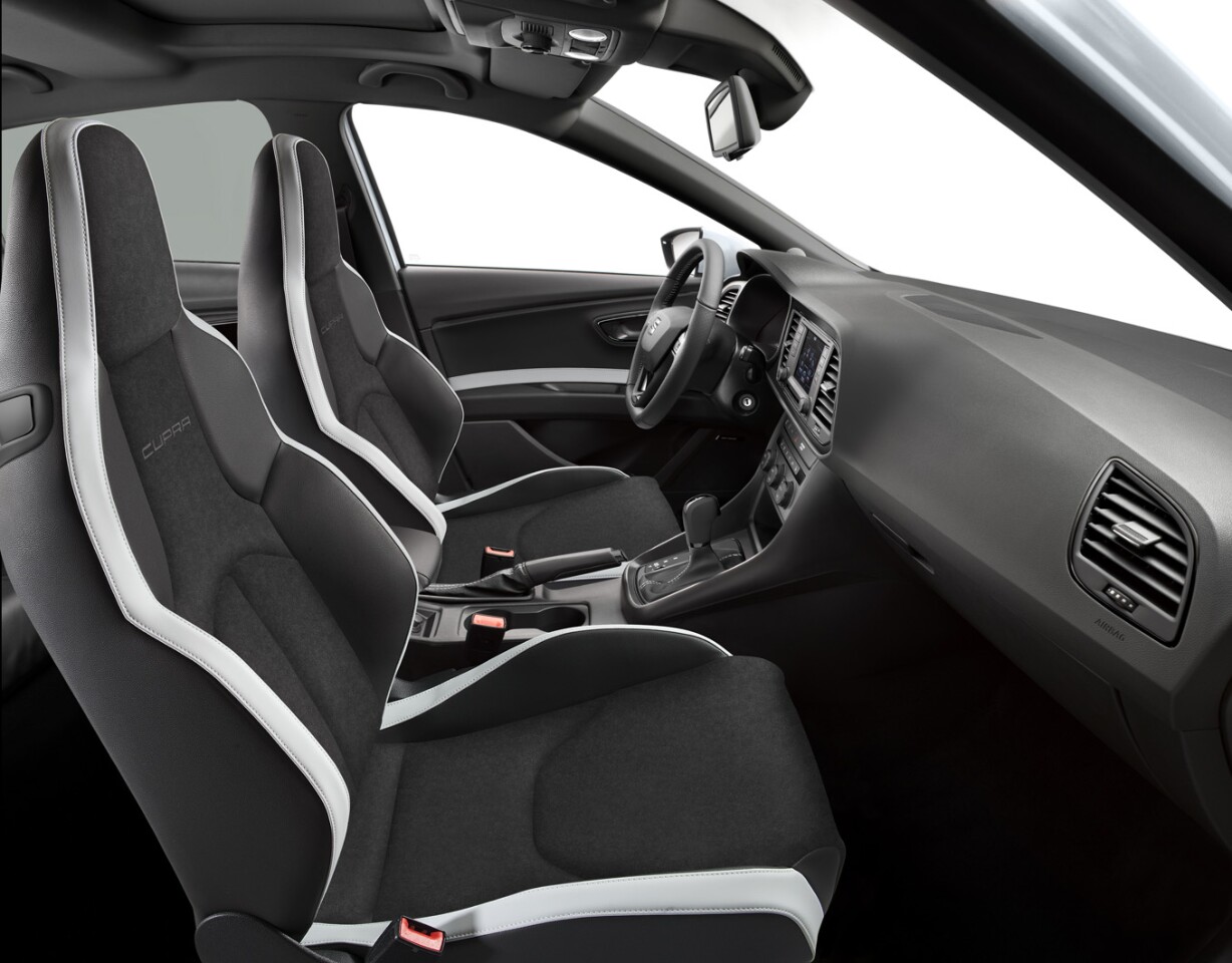 The Leon Cupra 280 can be fitted with Alcantara and leather bucket seats