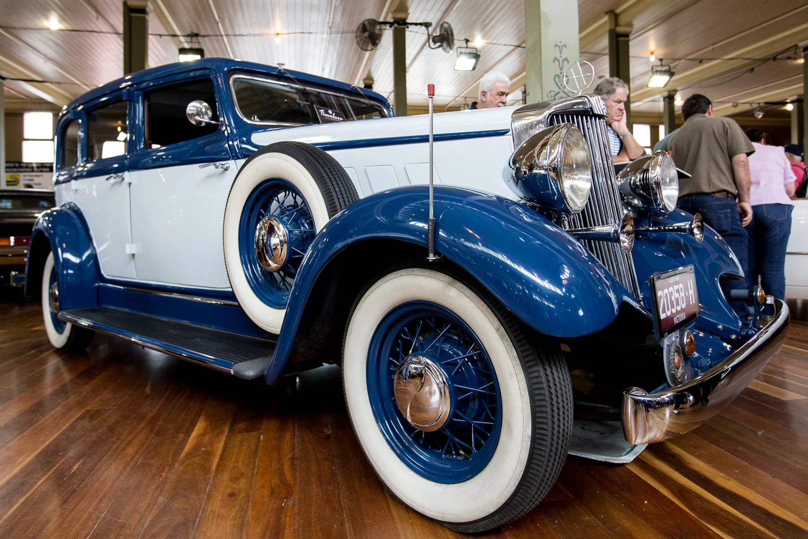 This 1934 Hupmobile K421 on show at Motorclassica 2014 was found as a wreck in a backyard in 1986 and was restored over a 20 year period (Photo: Nick Lavars/Gizmag)