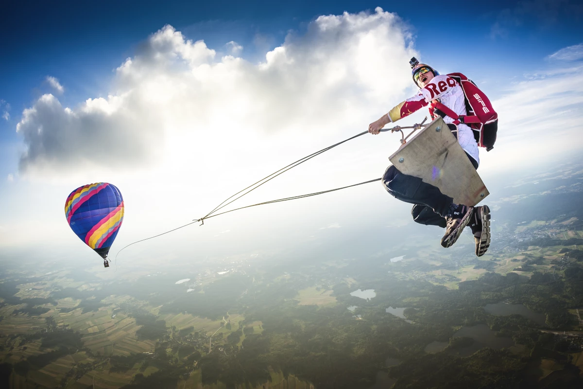 The winner of the Wings category was Philip Platzer of Austria, for this dizzying snap of Marco Fürst at the height of a swing suspended from a hot air balloon, in Fromberg, Austria