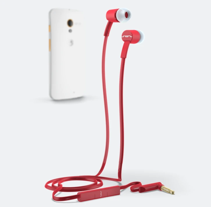 Optional colored headphones from Sol Republic are also available in a number of hues at extra cost
