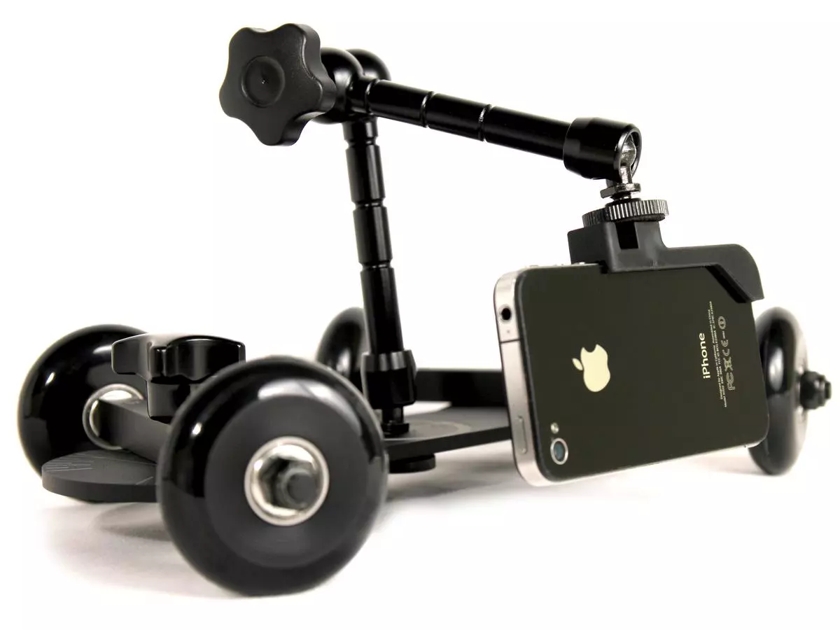 The wheels themselves are made of a soft material and fitted with high-quality ball bearings to ensure the Revolve glides as easily as possible