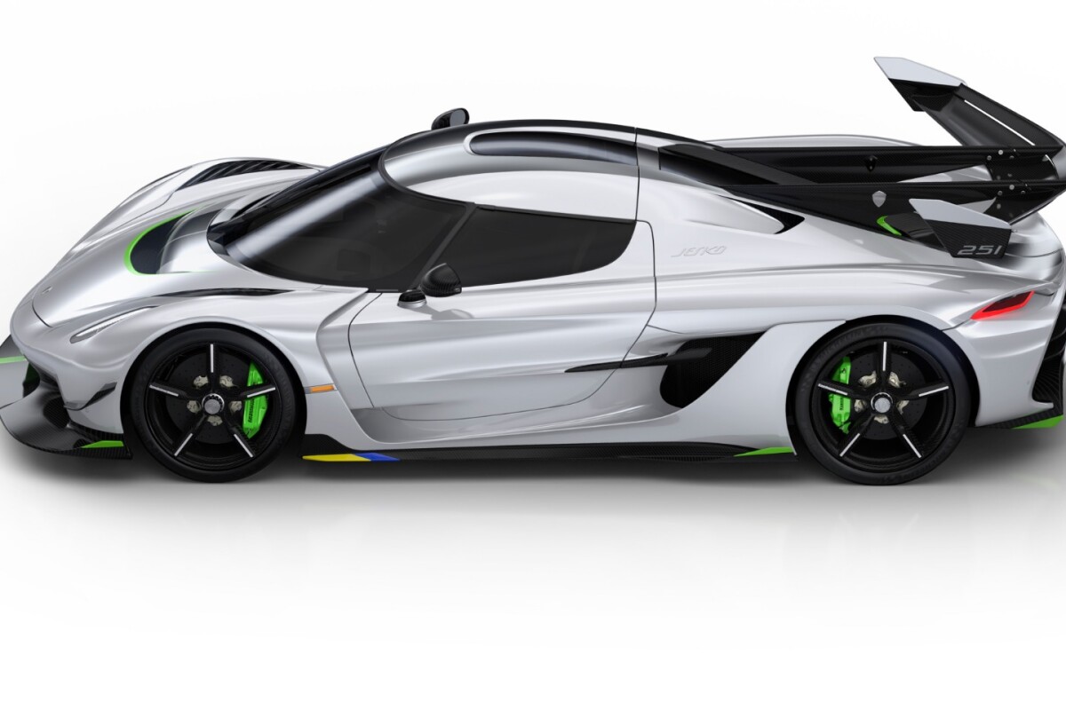 Koenigsegg Jesko pushes the combustion "megacar" towards its absolute  limit, targeting 300 mph