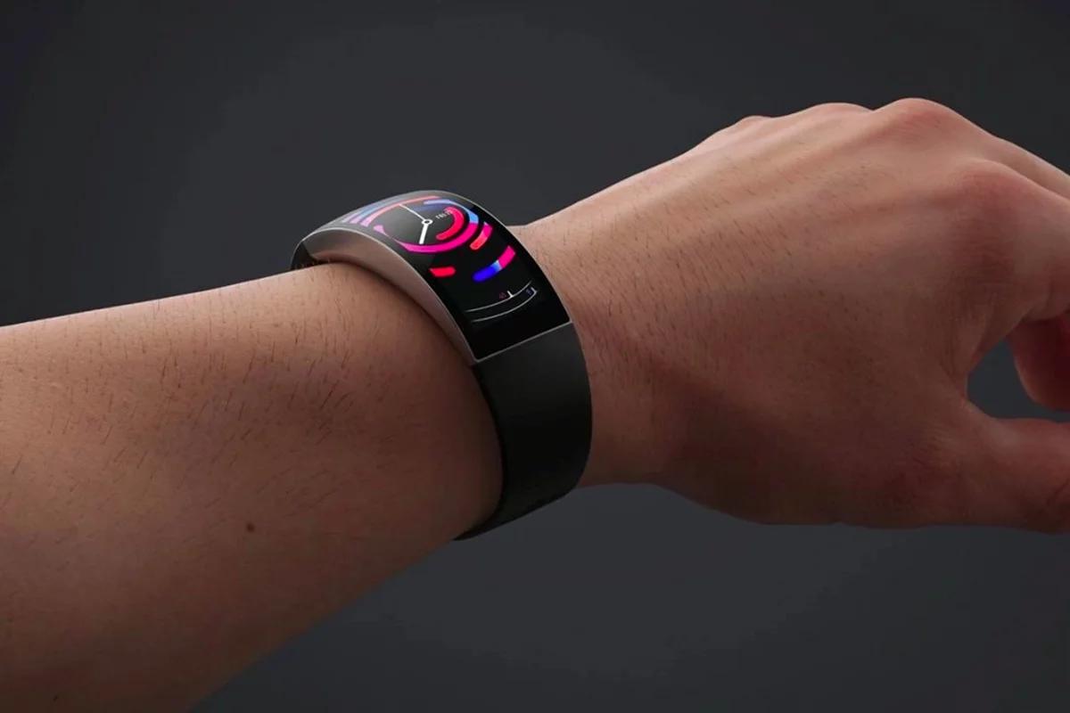 A 2.07-inch curved AMOLED display helps the Amazfit X stand out