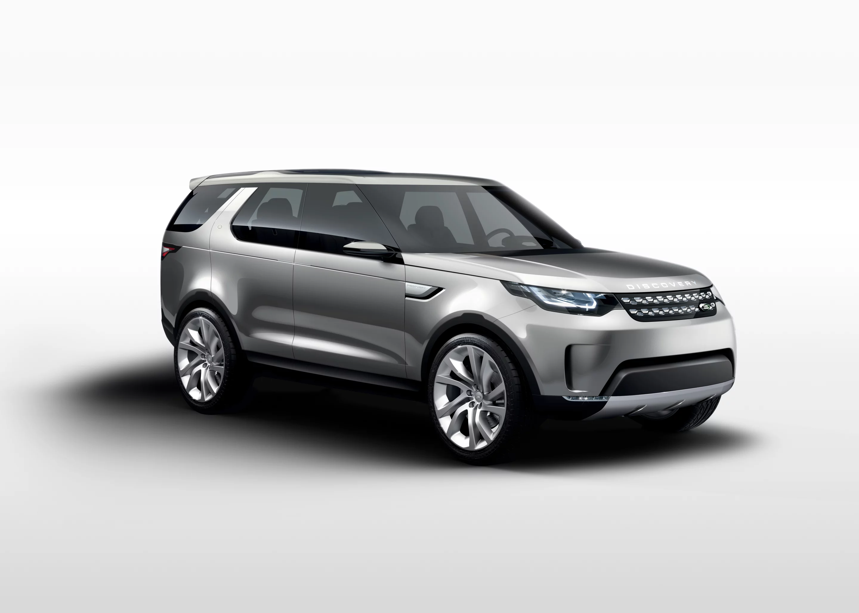 The Land Rover Discovery Vision concept shows off the design vocabulary of the new Discovery line