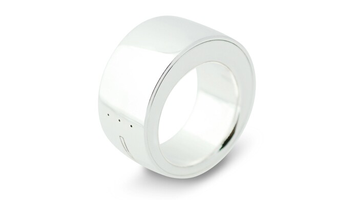 Ring features a motion sensor, Bluetooth chip, touch pad, LEDs and vibration pad