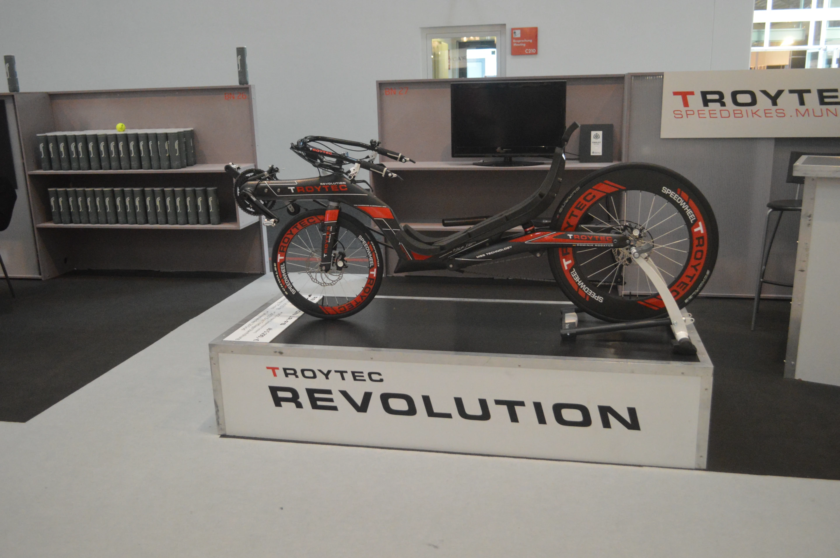 The Revolution LR-FS at ISPO Munich 2014