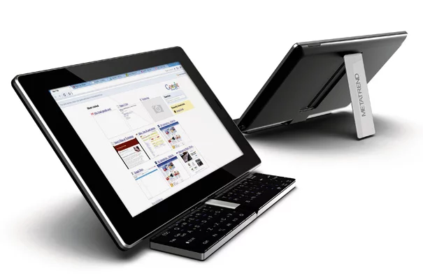 Smartbook concept offers a cell phone handset that folds into a keyboard and syncs wirelessly with a tablet PC