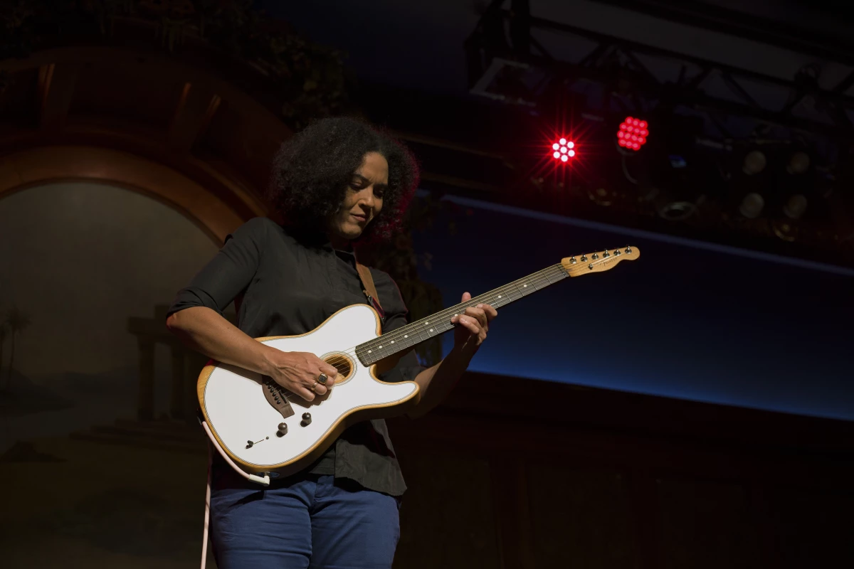 Melissa Dougherty is one of the players introducing the Acoustasonic Player Telecaster in the Versatile by Design web series