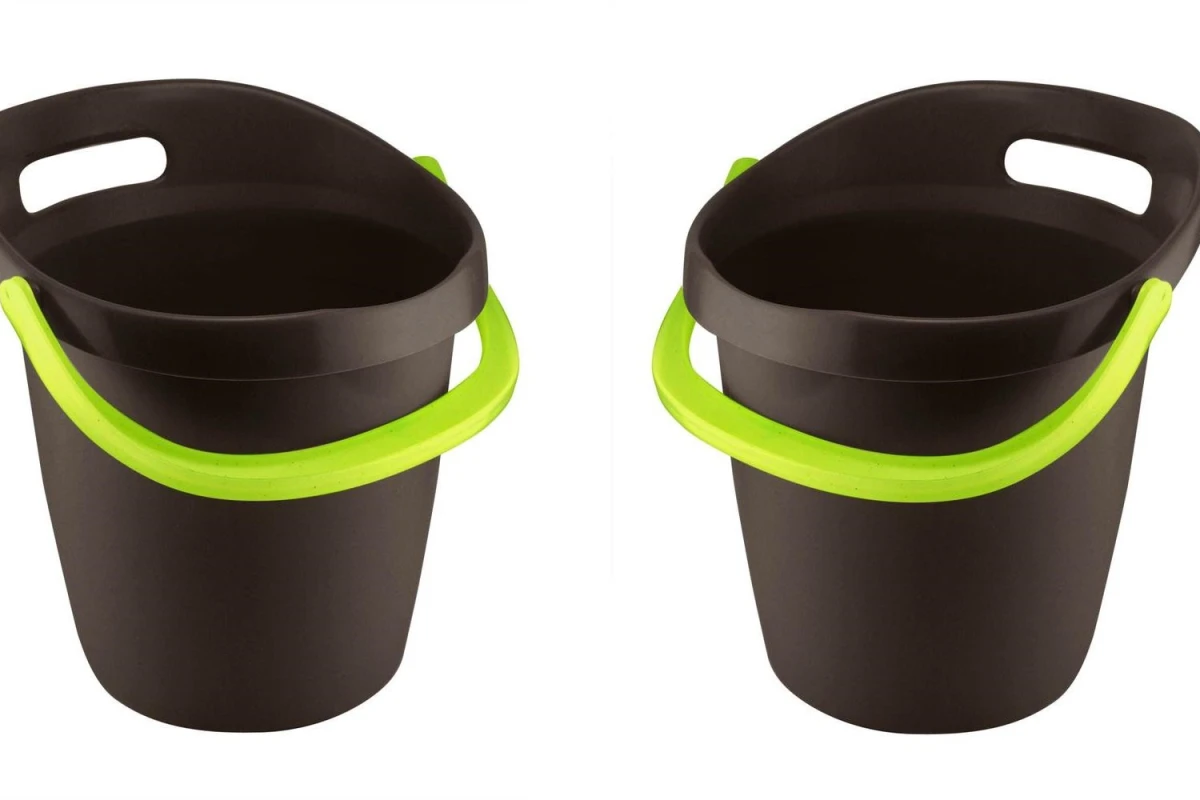 The Leaktite Big Gripper is a new take on the humble bucket, with an ergonomic design making it easier to use